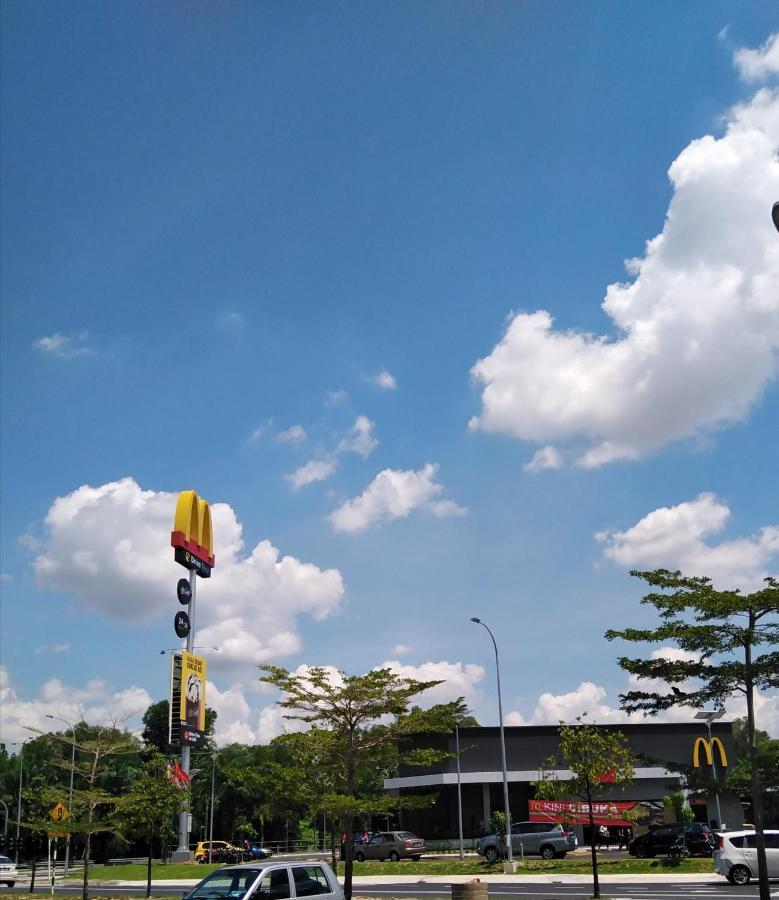 Hotel 138 @ Bestari Shah Alam Luaran gambar