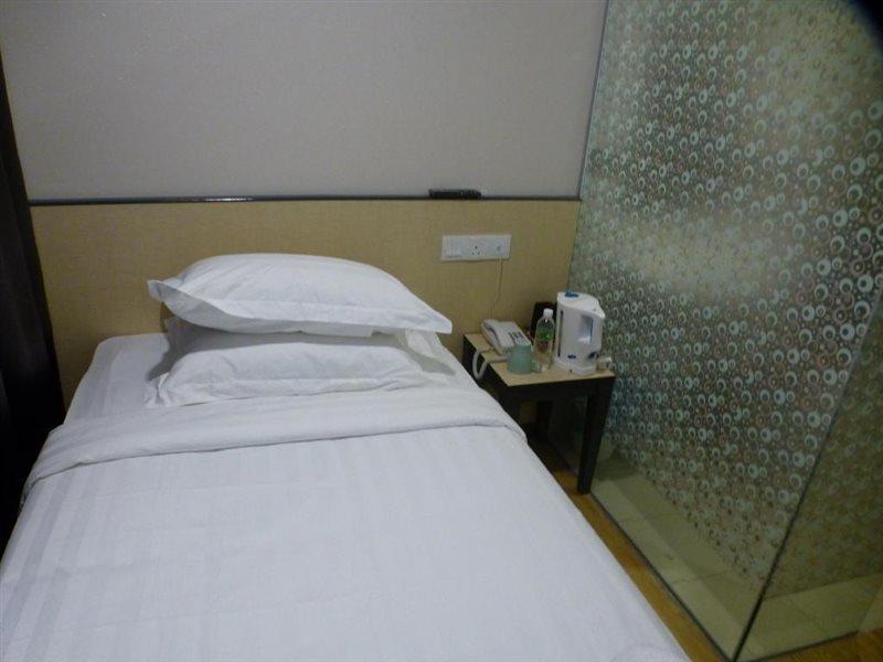Hotel 138 @ Bestari Shah Alam Luaran gambar
