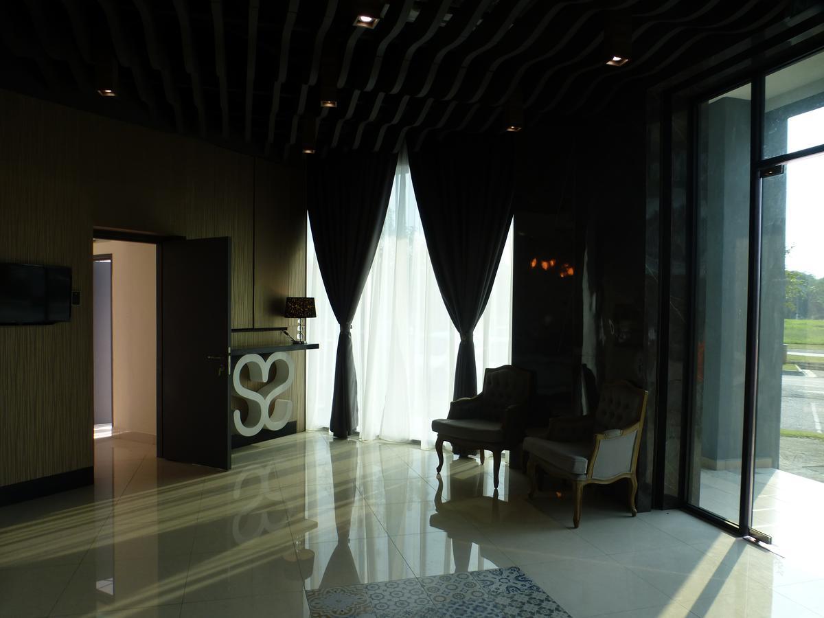 Hotel 138 @ Bestari Shah Alam Luaran gambar