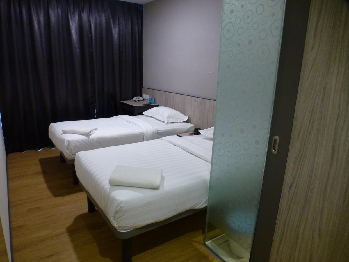 Hotel 138 @ Bestari Shah Alam Luaran gambar